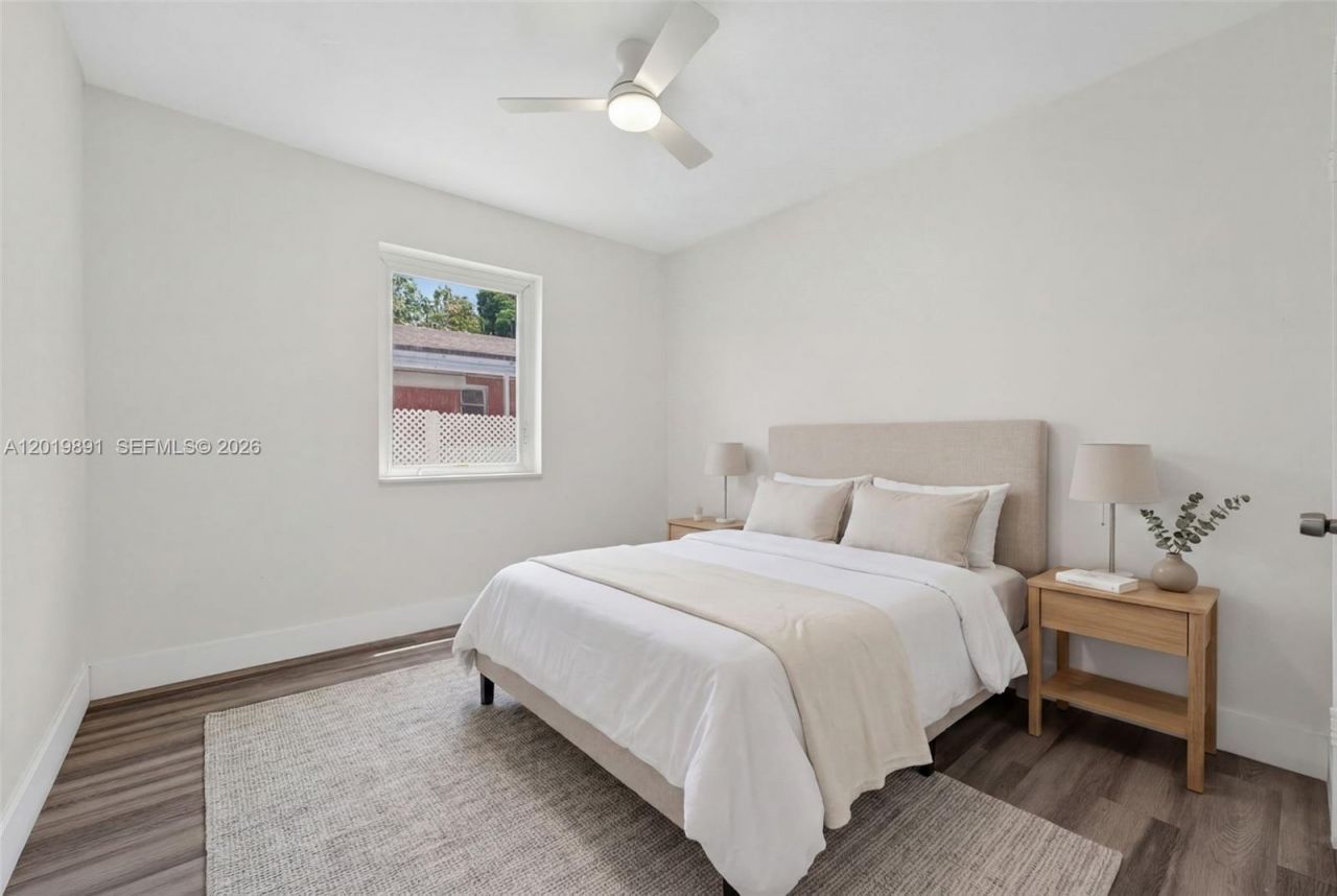 280 NW 101st St , Miami, FL 33150 Photo