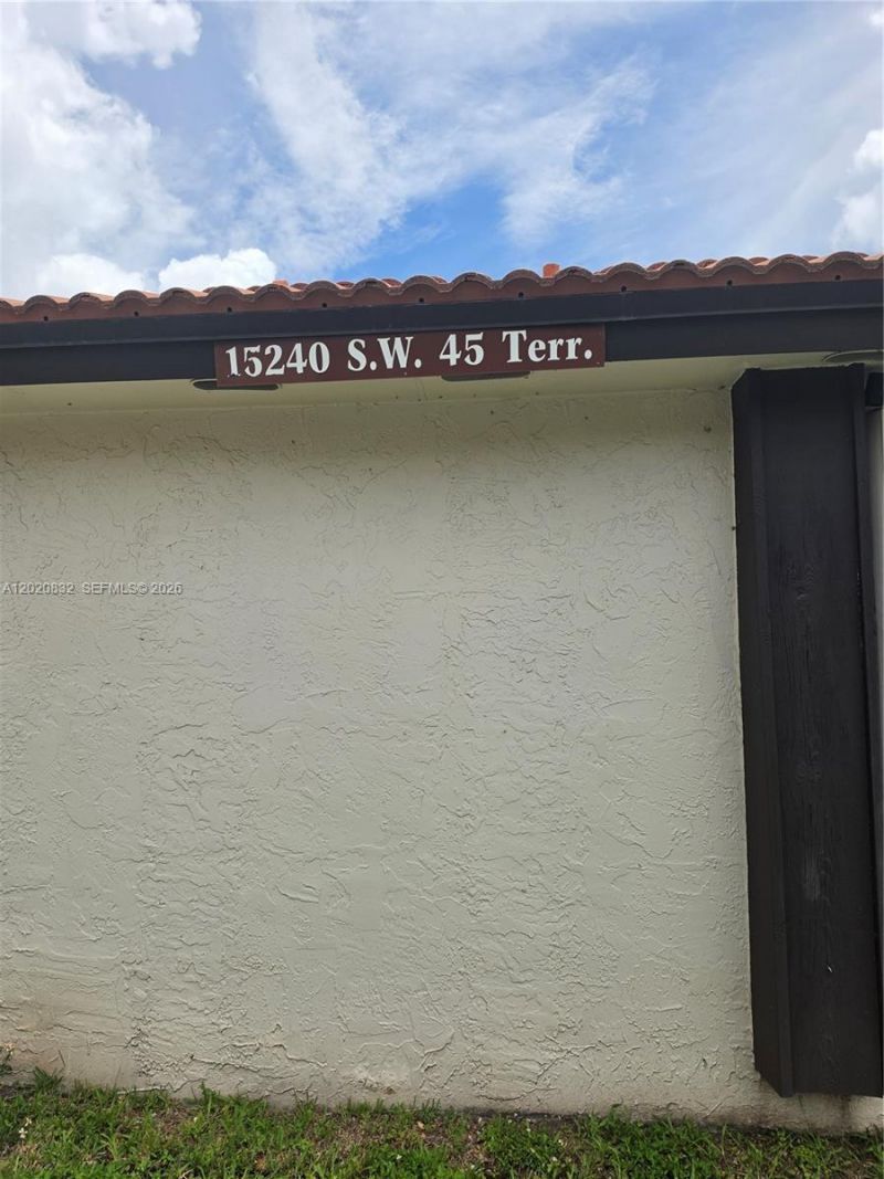 15240 SW 45th Ter , Unit 54F, Miami, FL 33185 Photo