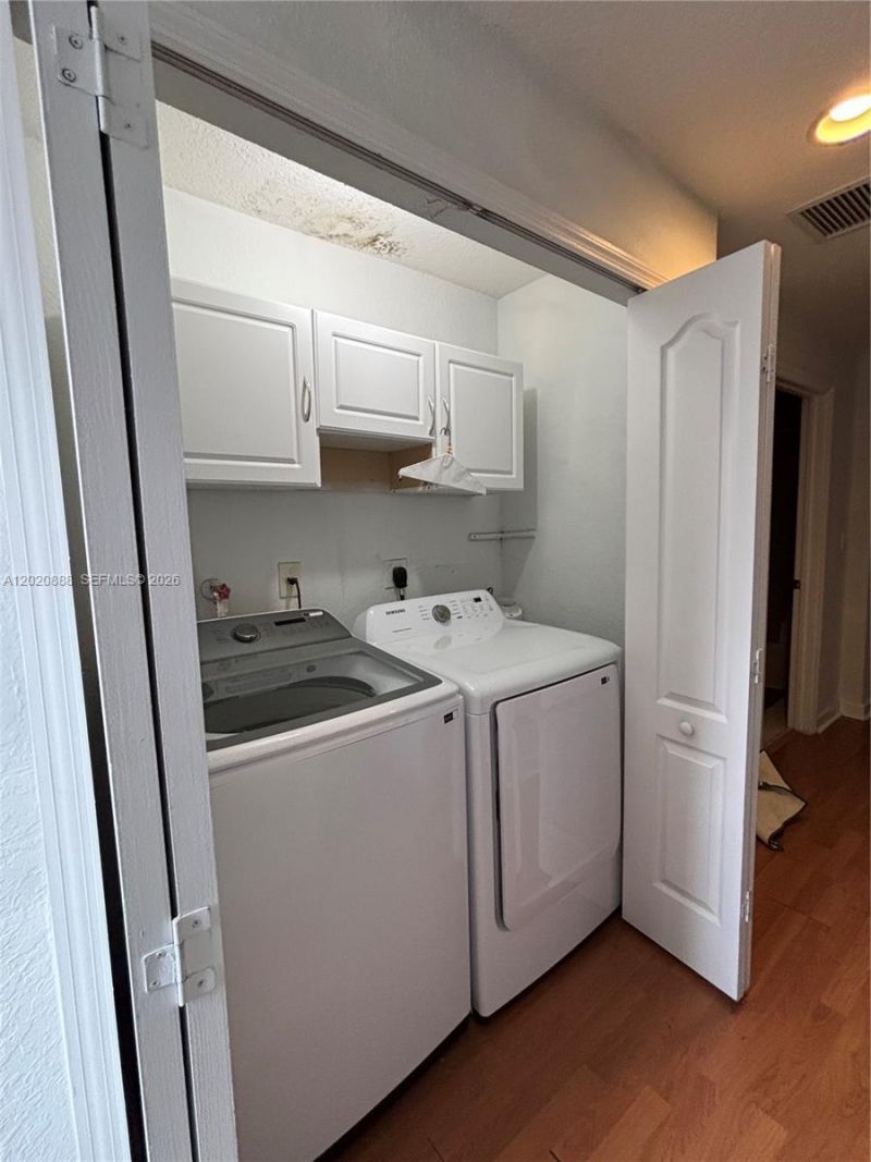 6920 NW 177th St , Unit Q101, Hialeah, FL 33015 Photo