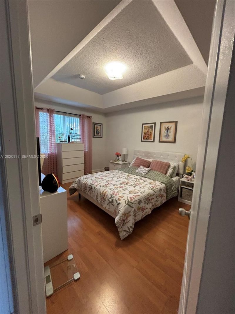 6920 NW 177th St , Unit Q101, Hialeah, FL 33015 Photo