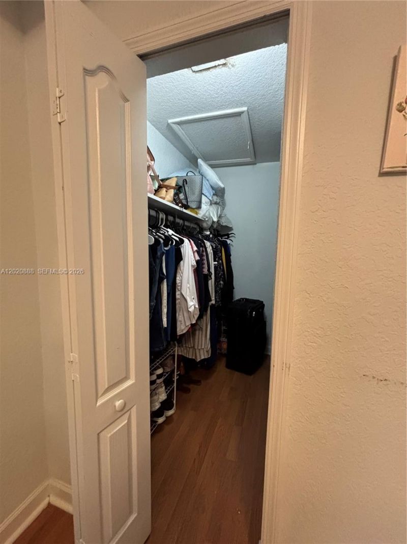 6920 NW 177th St , Unit Q101, Hialeah, FL 33015 Photo