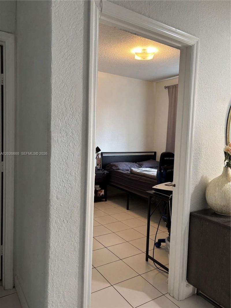 6920 NW 177th St , Unit Q101, Hialeah, FL 33015 Photo