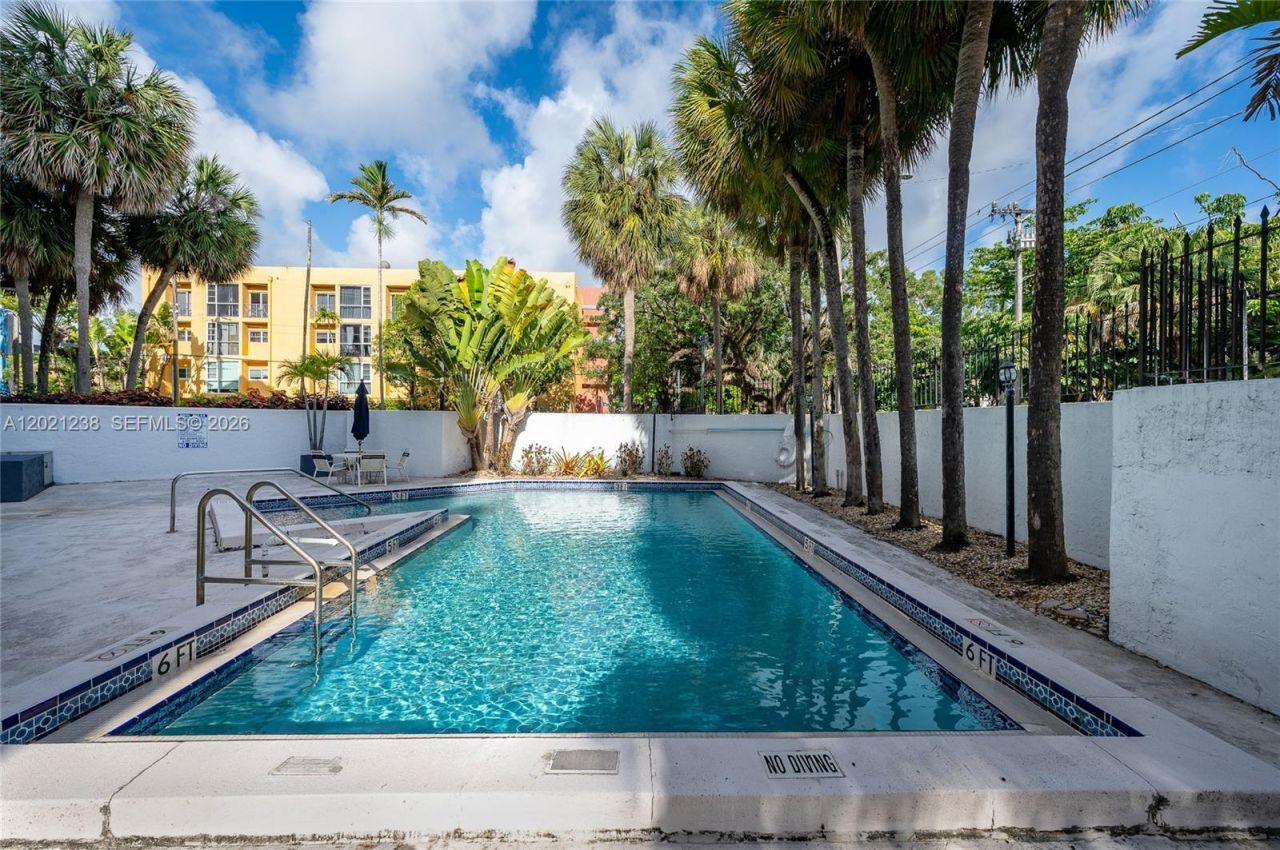 2715 Tigertail Ave, Unit 107, Miami, FL 33133 Photo
