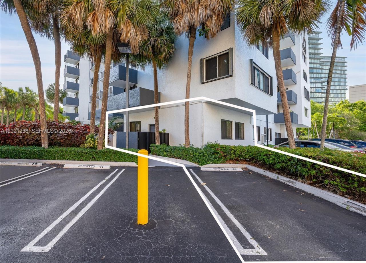 2715 Tigertail Ave, Unit 107, Miami, FL 33133 Photo