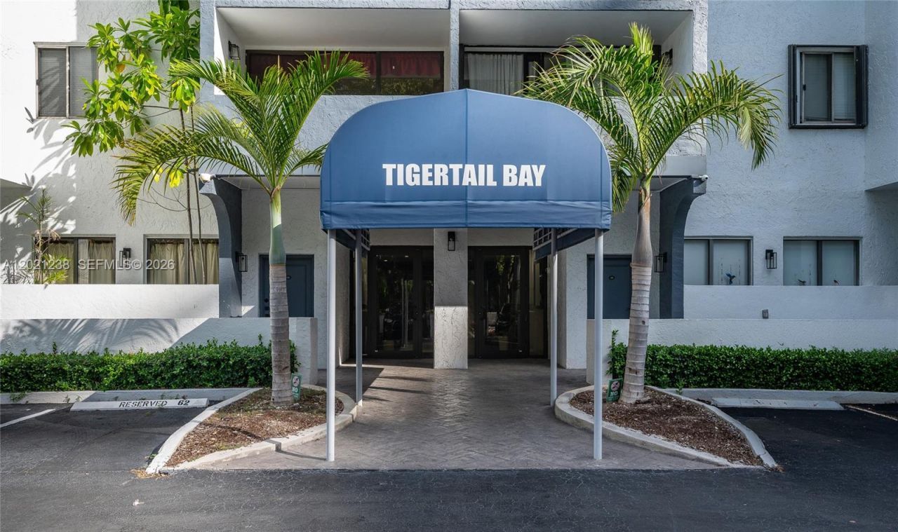 2715 Tigertail Ave, Unit 107, Miami, FL 33133 Photo