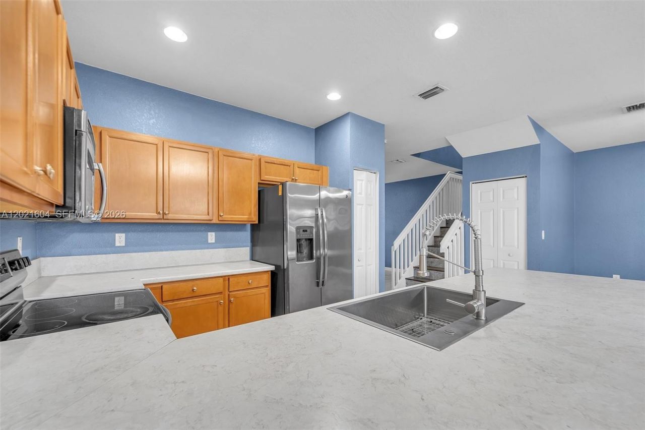 207 SE 37th Pl , Homestead, FL 33033 Photo