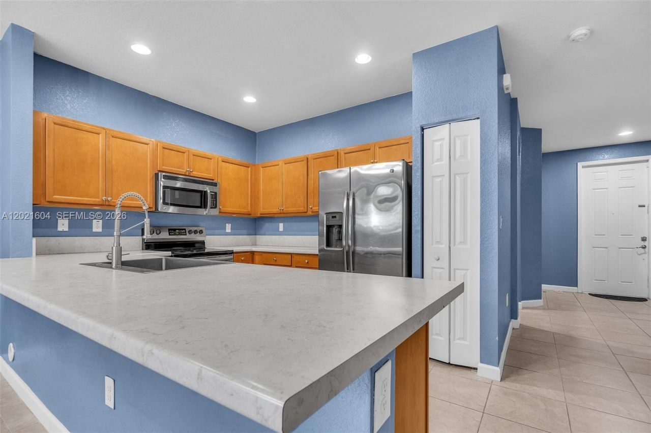 207 SE 37th Pl , Homestead, FL 33033 Photo