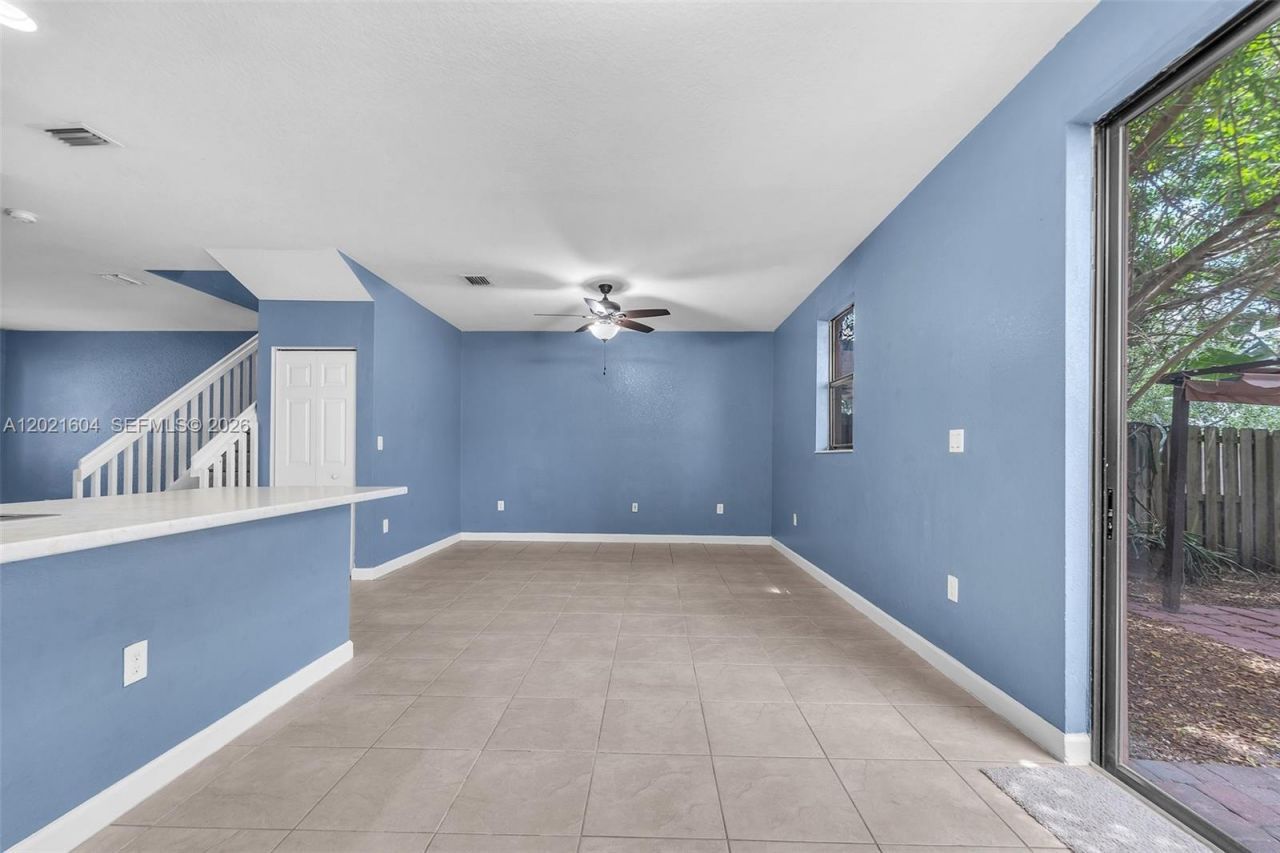 207 SE 37th Pl , Homestead, FL 33033 Photo