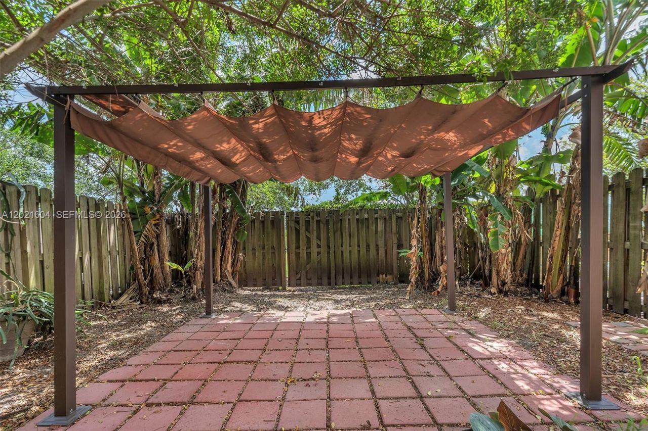 207 SE 37th Pl , Homestead, FL 33033 Photo