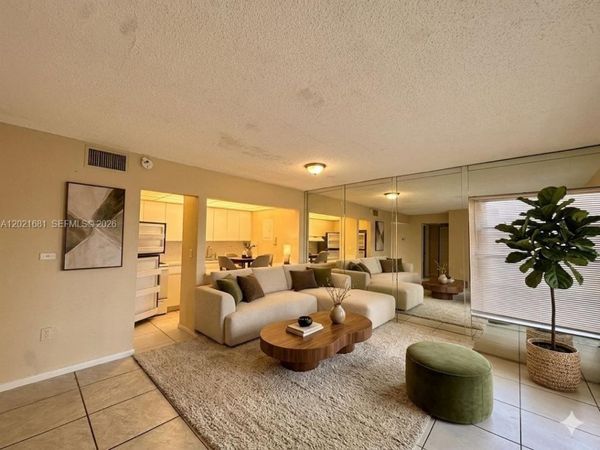 17650 NW 68th Ave, Unit A2005, Hialeah, FL 33015