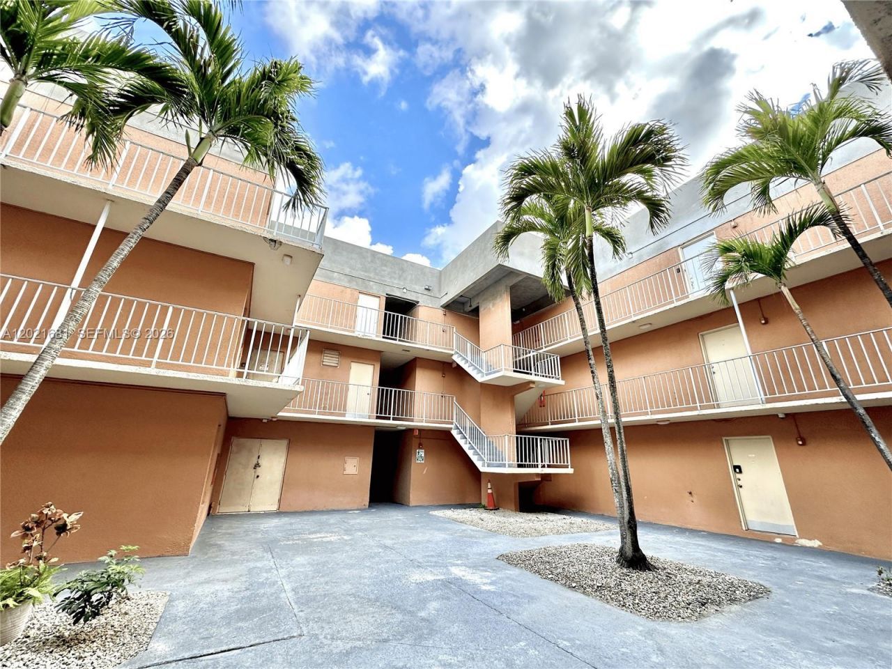 17650 NW 68th Ave , Unit A2005, Hialeah, FL 33015 Photo