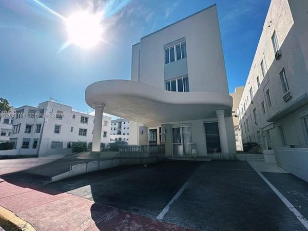 3700 Collins Ave, Unit S-306, Miami Beach, FL 33140