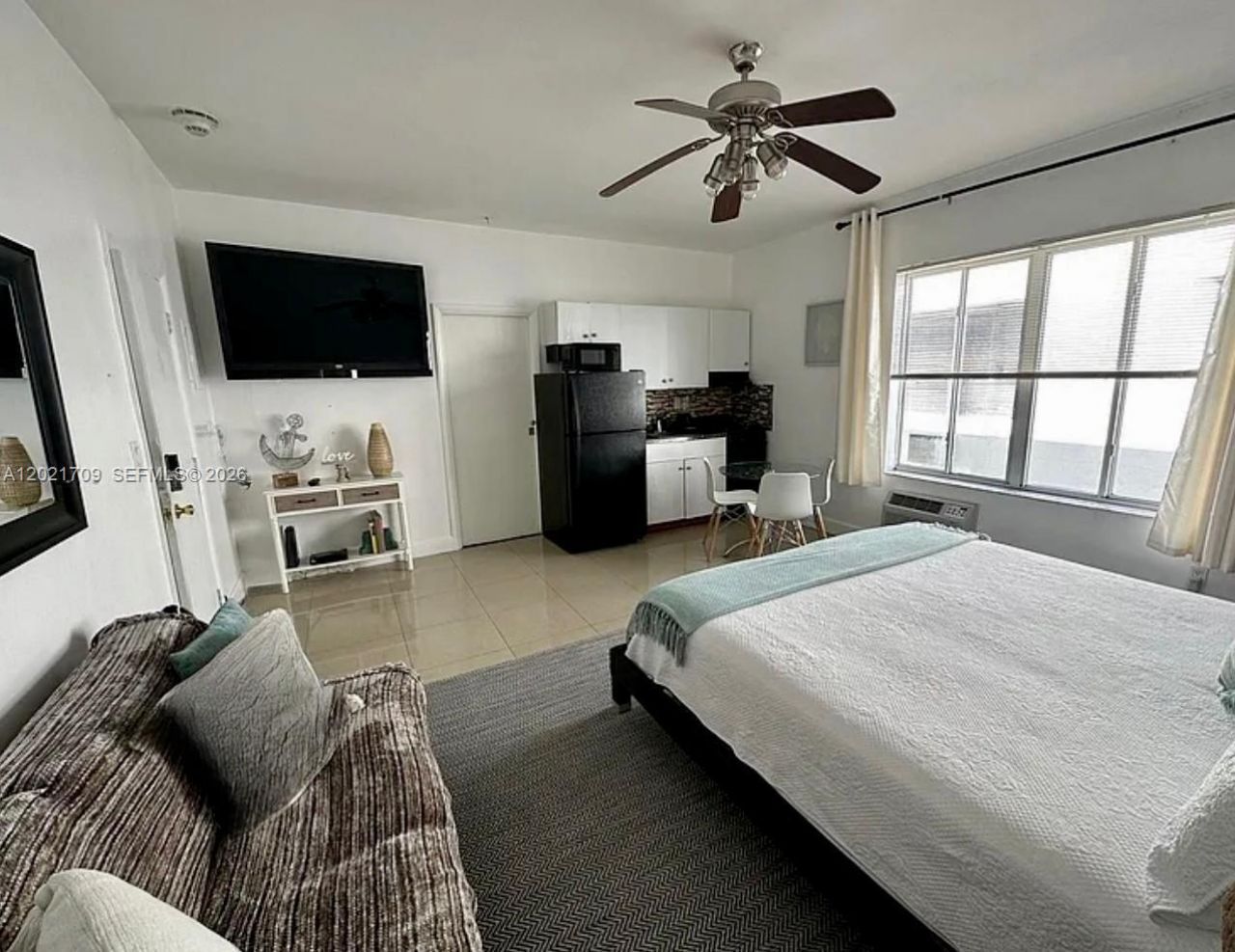 3700 Collins Ave, Unit S-306, Miami Beach, FL 33140 Photo