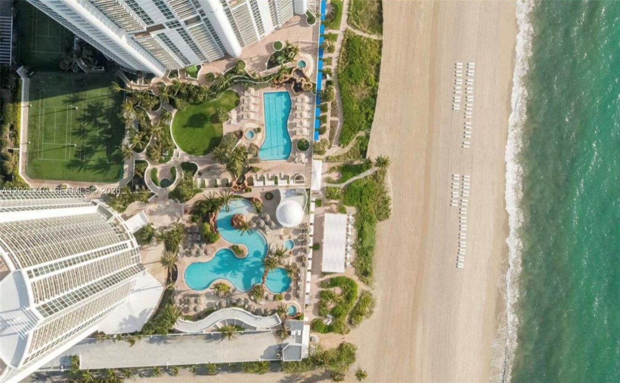 18001 Collins Ave, Unit 605, Sunny Isles Beach, FL 33160 Photo
