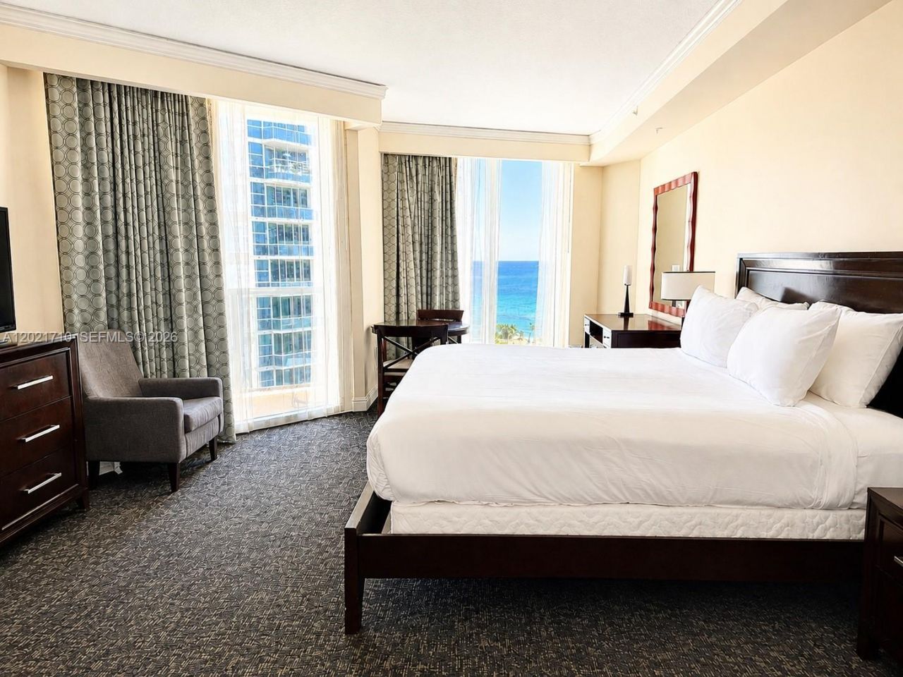 18001 Collins Ave, Unit 605, Sunny Isles Beach, FL 33160 Photo