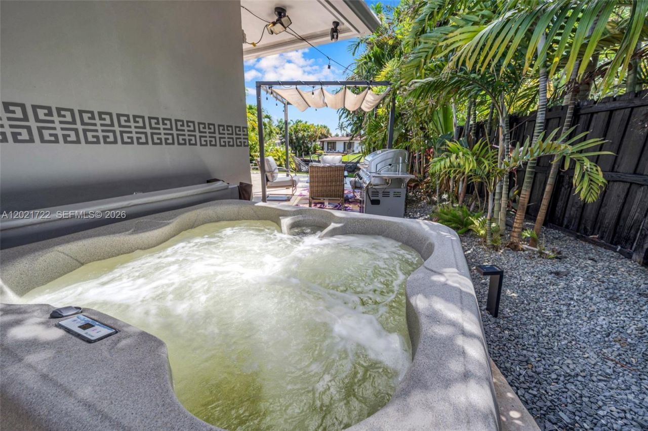 2407 Nassau Ln, Fort Lauderdale, FL 33312 Photo