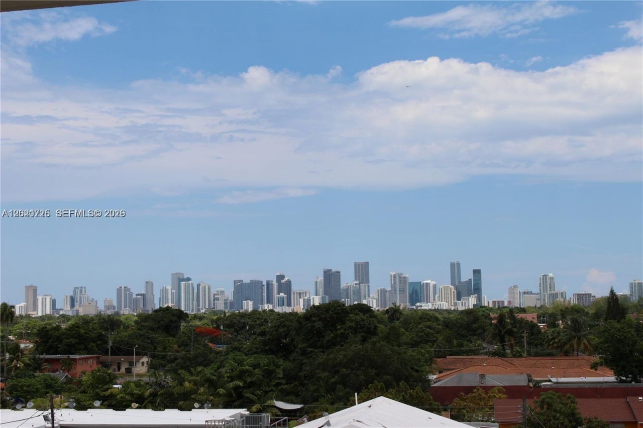1690 SW 27th Ave , Unit 505, Miami, FL 33145 Photo