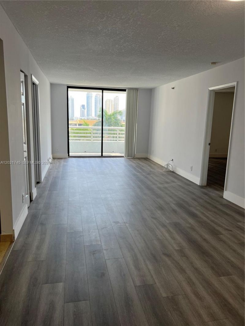 3300 NE 192nd St , Unit 616, Aventura, FL 33180 Photo