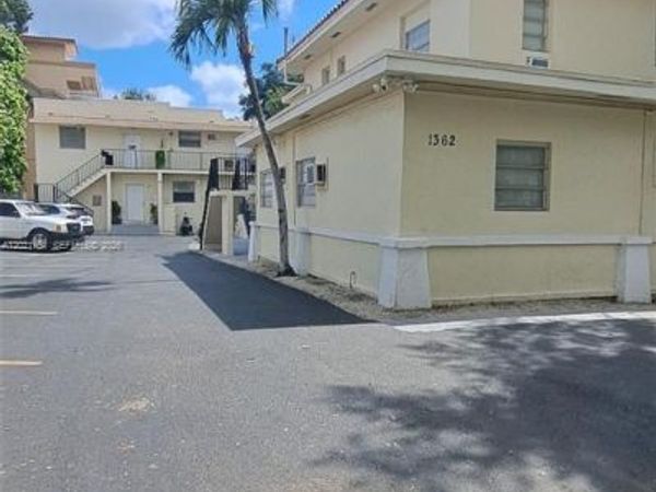 1362 SW 2nd St , Unit 7, Miami, FL 33135