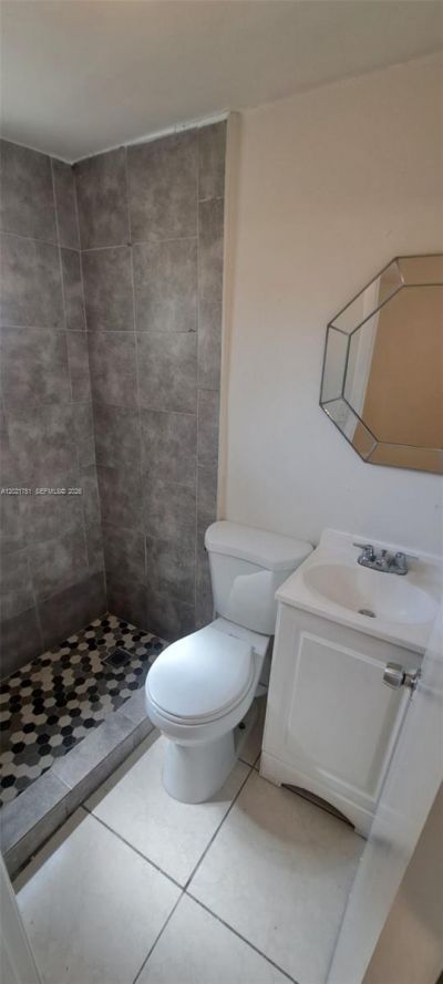 1362 SW 2nd St , Unit 7, Miami, FL 33135 Photo