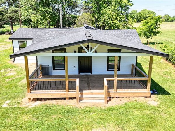 18175 Harmon Road , Fayetteville, AR 72704