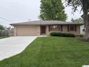 1113 N 83rd Street , Omaha, NE 68114