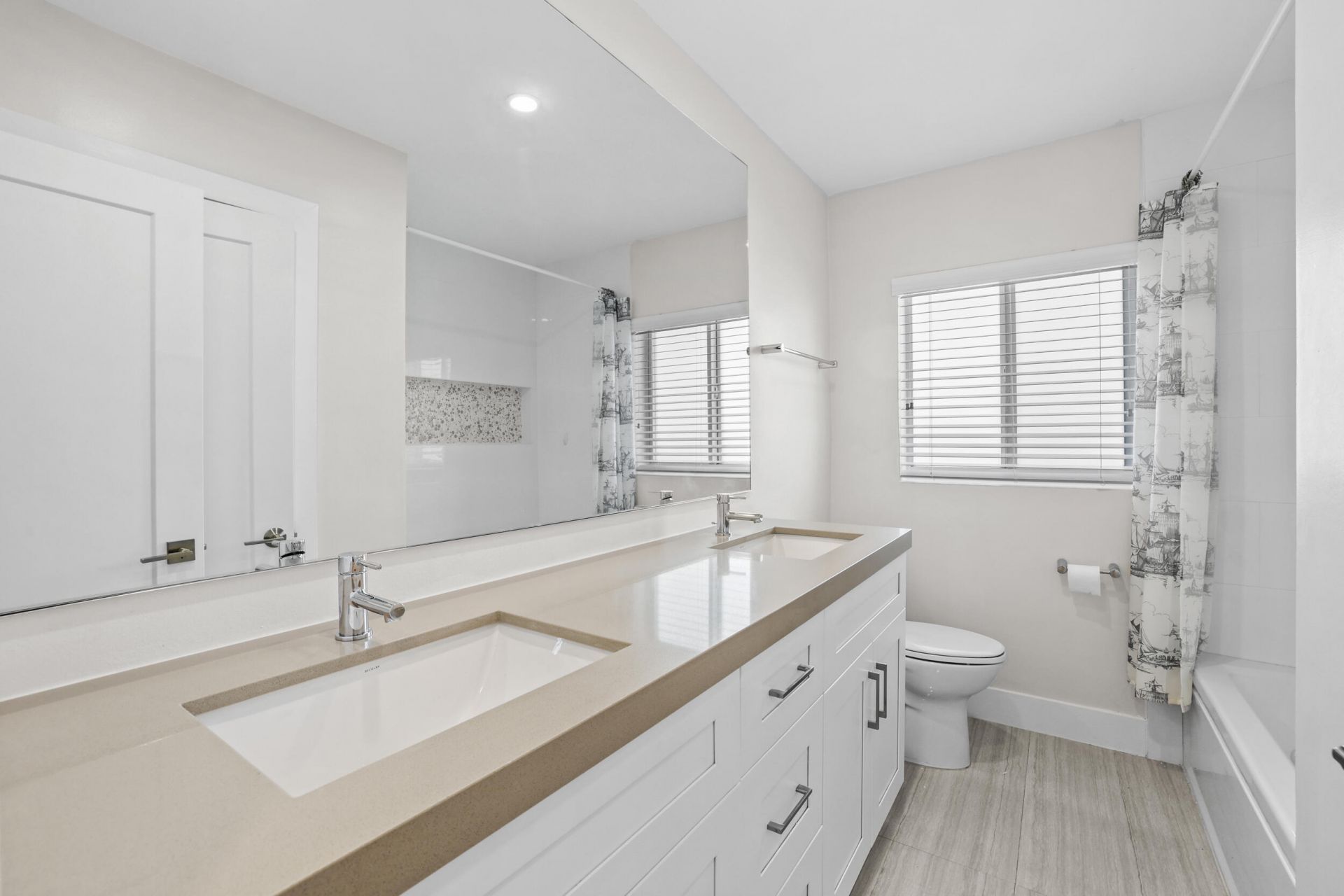 4240 NE 22nd Terrace, Lighthouse Point, FL 33064 Photo