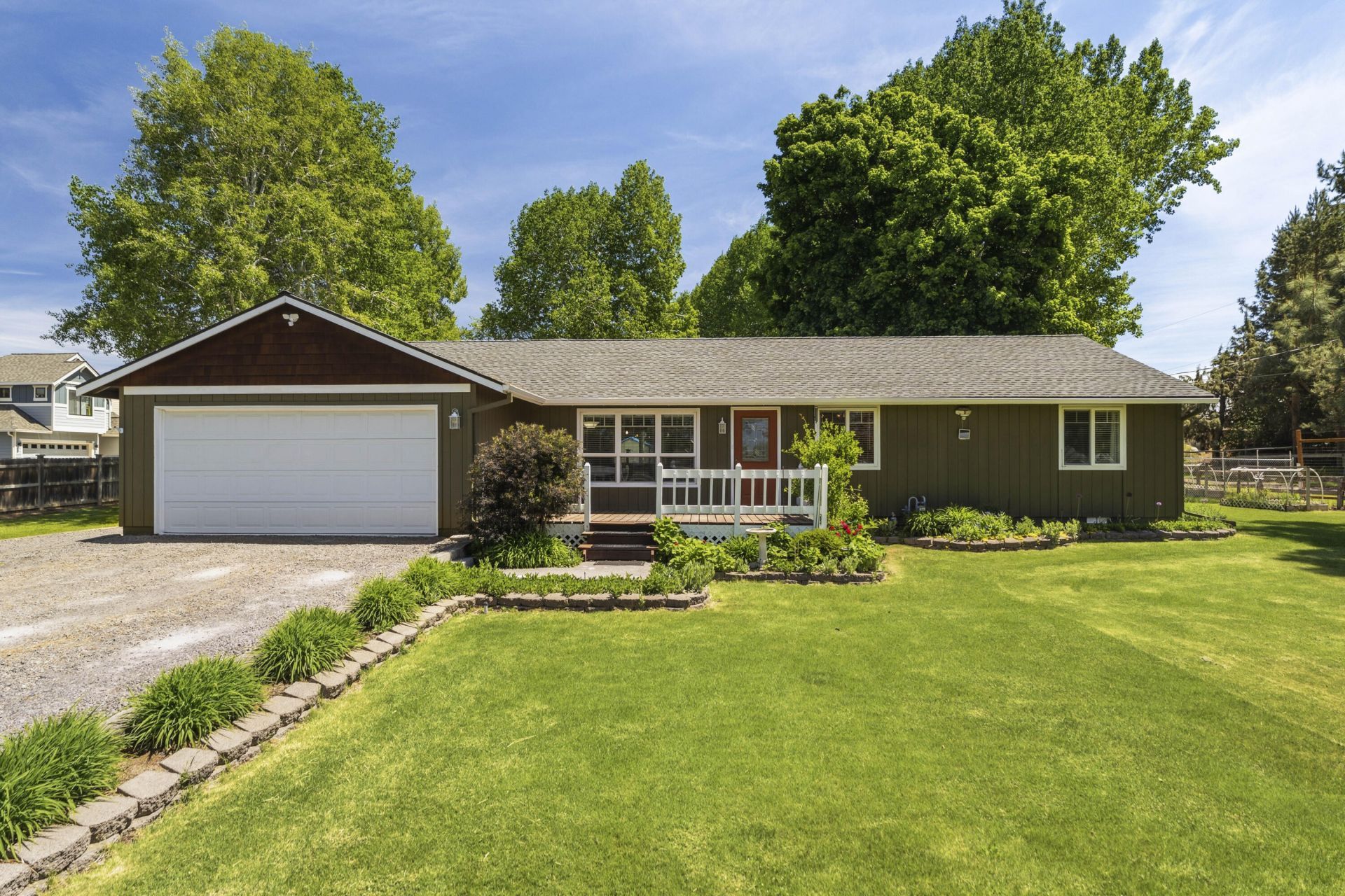 61908 Pettigrew Road, Bend, OR 97702 Main Photo