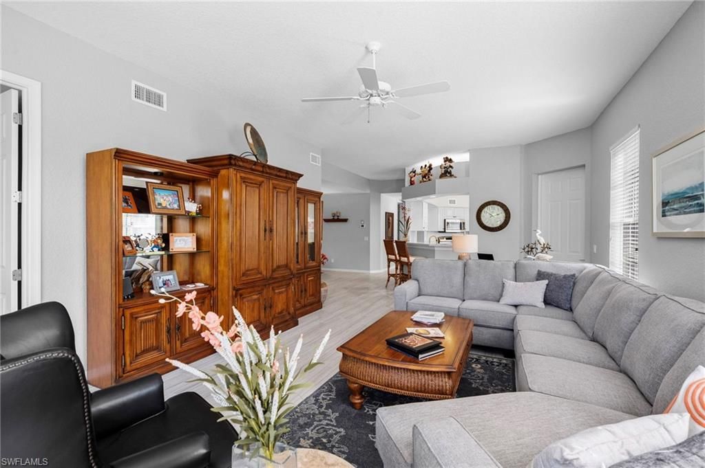 1896 Seville Blvd, Unit 1711, Naples, FL 34109 Photo