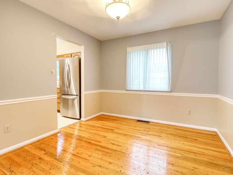 1667 Clemson Circle, Cincinnati, OH 45255 Photo 5