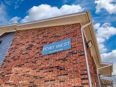 8037 W Elizabeth Lane, Unit 223, Fort Worth, TX 76116