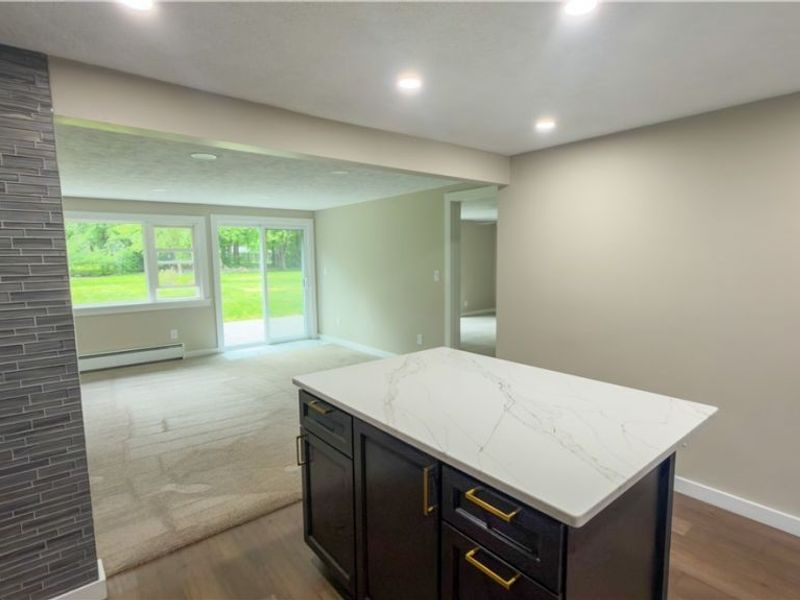 8796 Evergreen Drive , Mentor, OH 44060 Photo 9