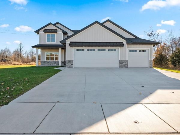 3410 SITKA STREET, Green Bay, WI 54311