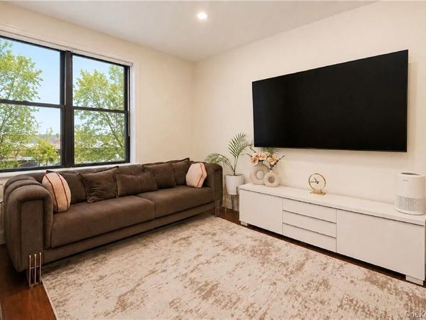 2645 Homecrest Avenue , Unit 1F, Brooklyn, NY 11235