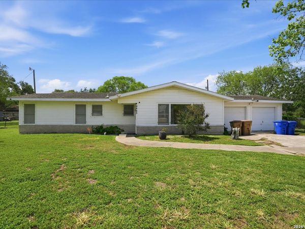 9445 Morrow, Corpus Christi, TX 78410