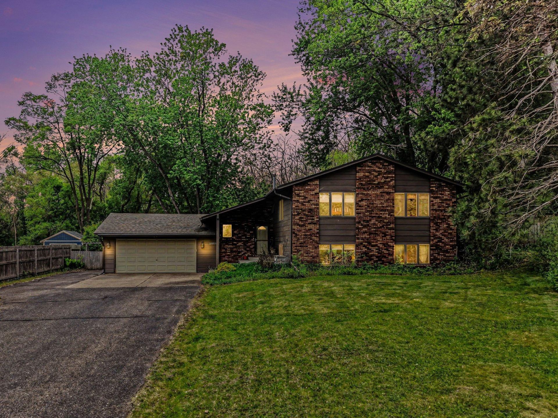 16011 3rd Street N, Lakeland, MN 55043
