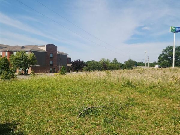 4000 Nashville Road , Franklin, KY 42134