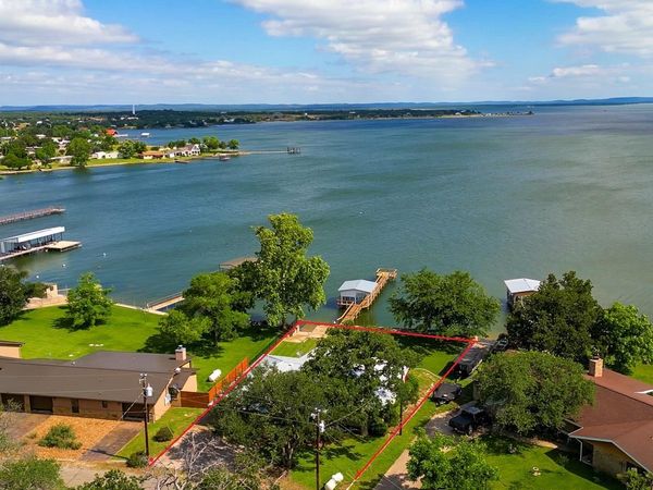 336 Carlson CIR, Buchanan Dam, TX 78609