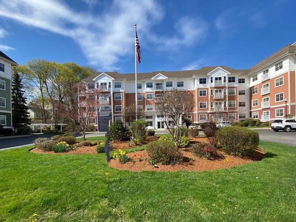 250 Main Street, Unit 204, Hudson, MA 01749