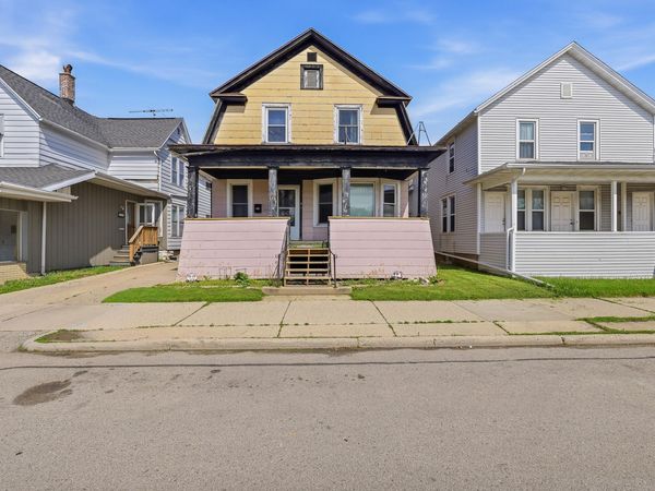 335 S Main St, Fond Du Lac, WI 54935
