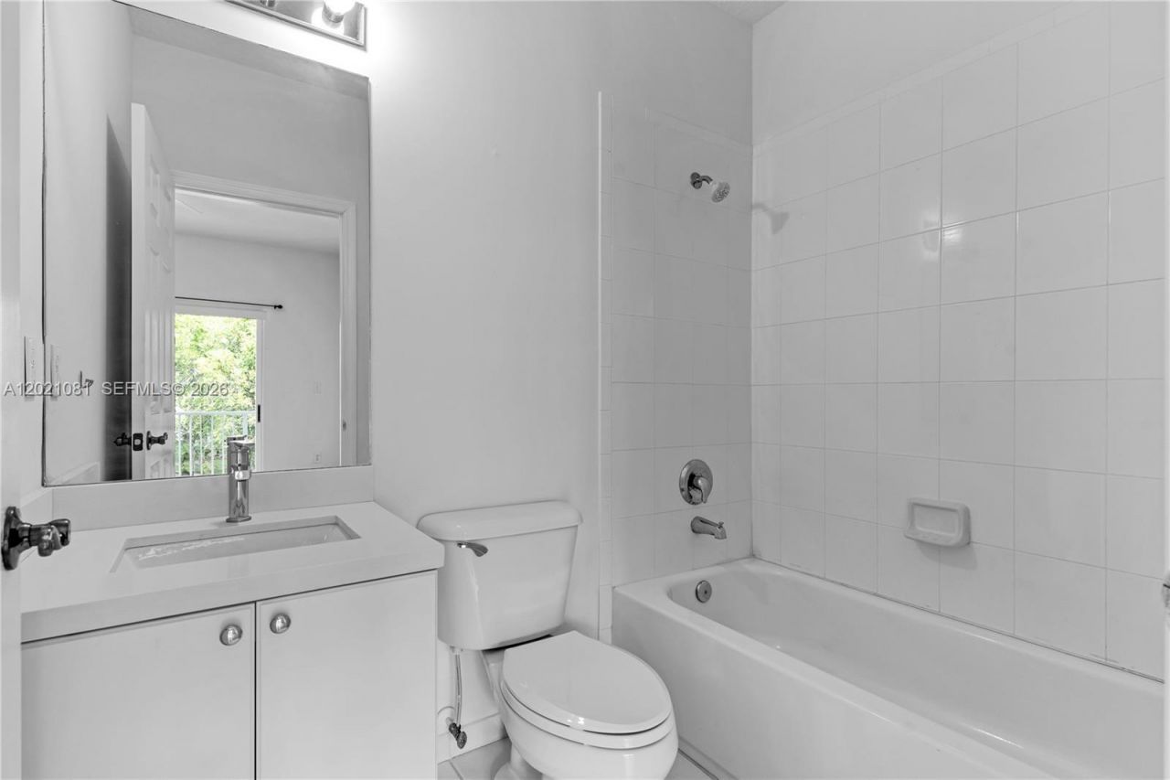 2312 SE 21st St, Unit 2312, Homestead, FL 33035 Photo