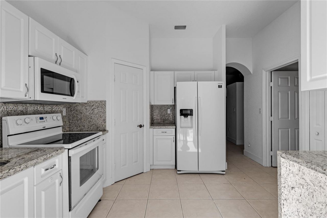 2312 SE 21st St, Unit 2312, Homestead, FL 33035 Photo