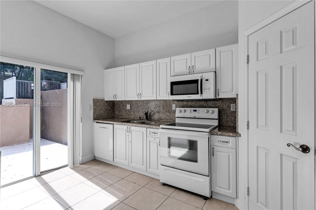 2312 SE 21st St, Unit 2312, Homestead, FL 33035 Photo