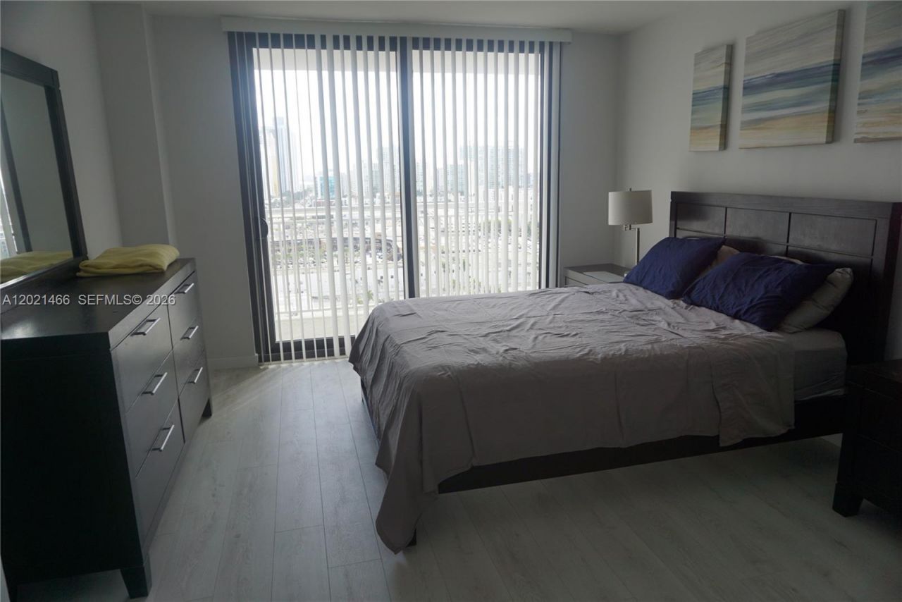 210 174th St , Unit 1904, Sunny Isles Beach, FL 33160 Photo