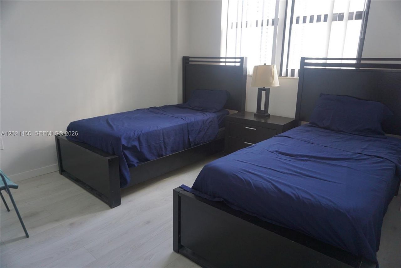 210 174th St , Unit 1904, Sunny Isles Beach, FL 33160 Photo