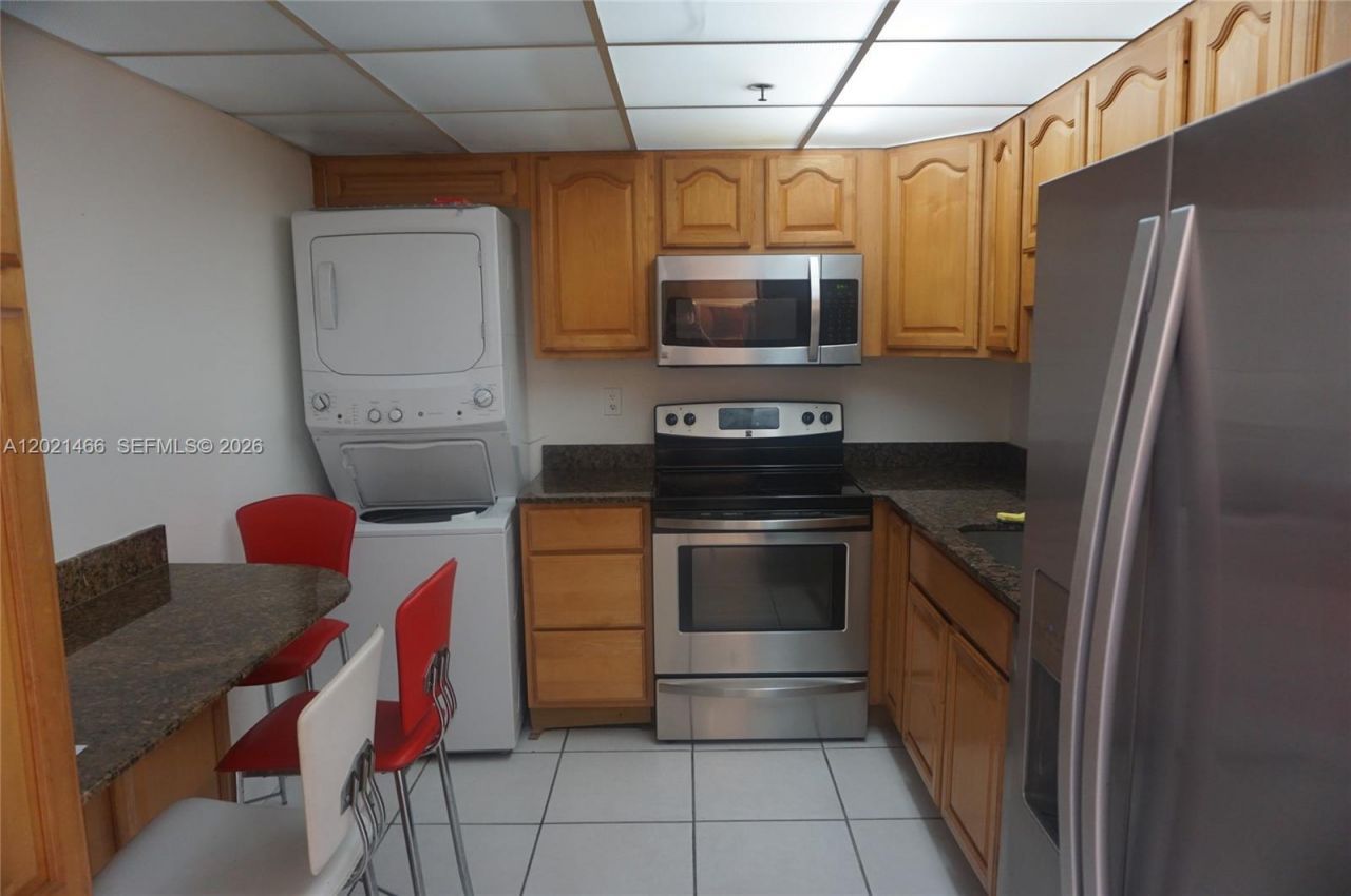 210 174th St , Unit 1904, Sunny Isles Beach, FL 33160 Photo