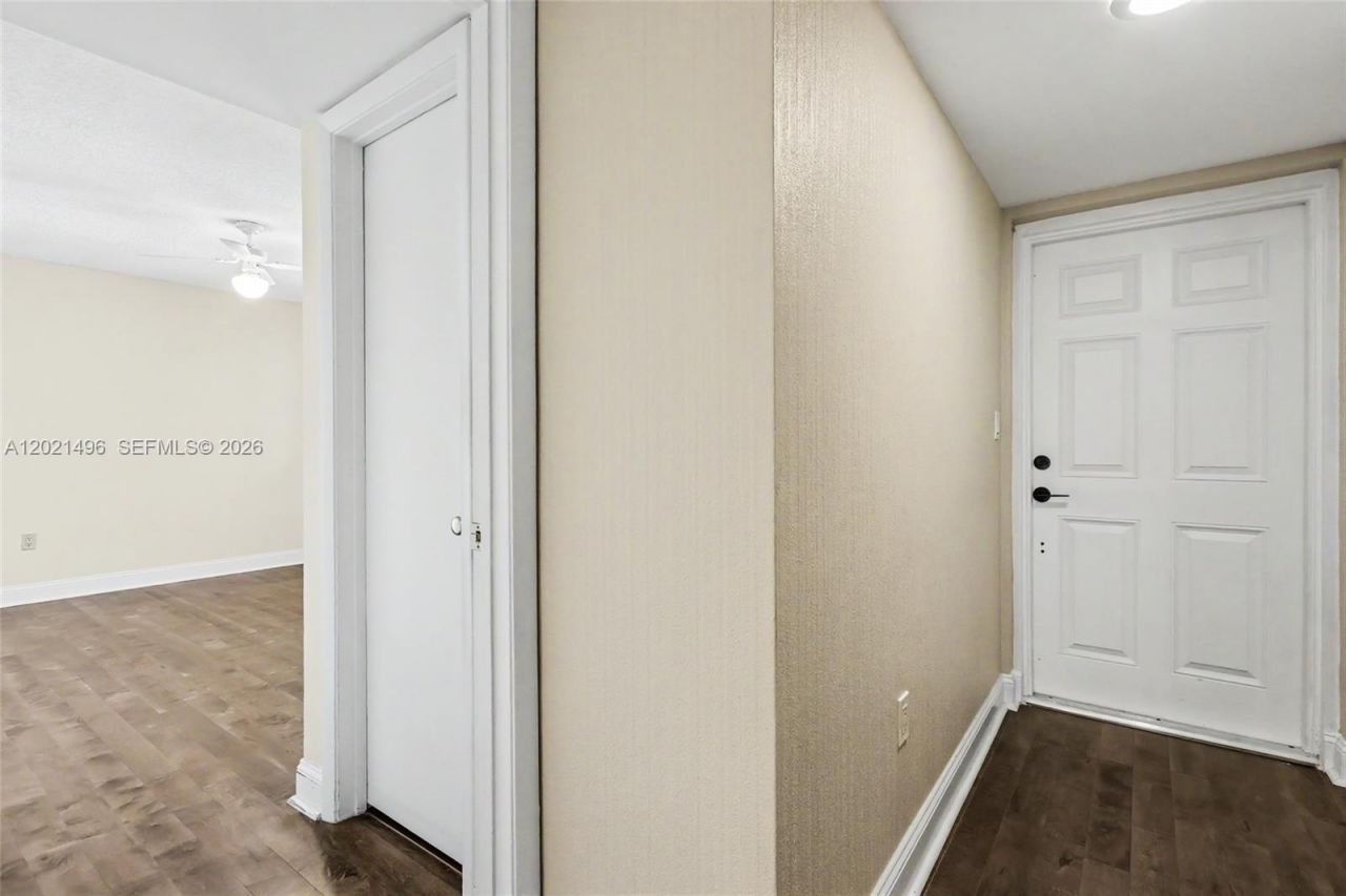 1420 Sheridan St, Unit 3H, Hollywood, FL 33020 Photo
