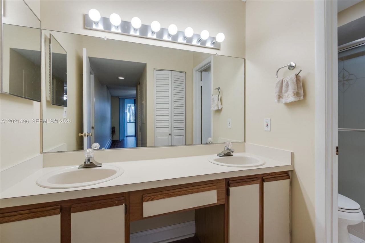1420 Sheridan St, Unit 3H, Hollywood, FL 33020 Photo