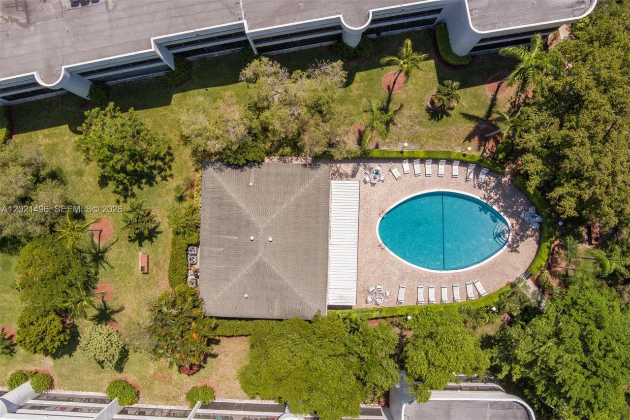 1420 Sheridan St, Unit 3H, Hollywood, FL 33020 Photo