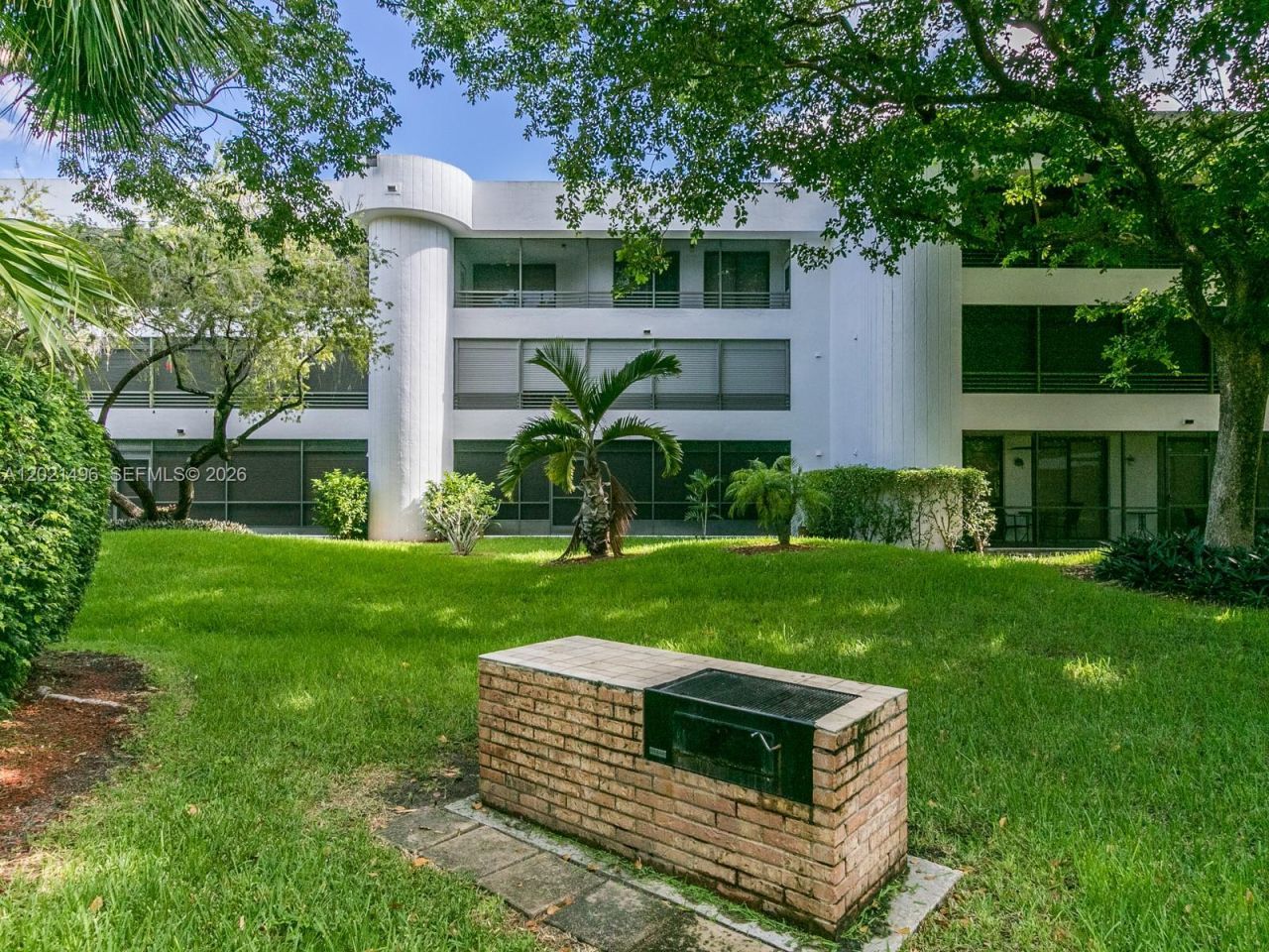 1420 Sheridan St, Unit 3H, Hollywood, FL 33020 Photo